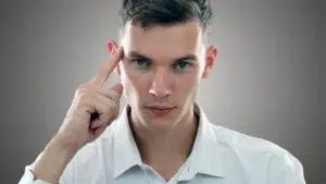 Hyperactivité mentale et TDAH comment la gérer au quotidien